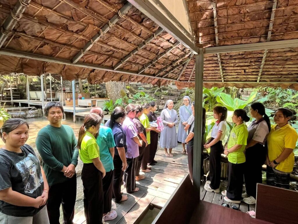 ต้อนรับมาเซอร์มารีสสา สังข์ก้องเดชา มาปฏิบัติหน้าที่ ณ โรงเรียนอนุบาลเซนต์ปอล